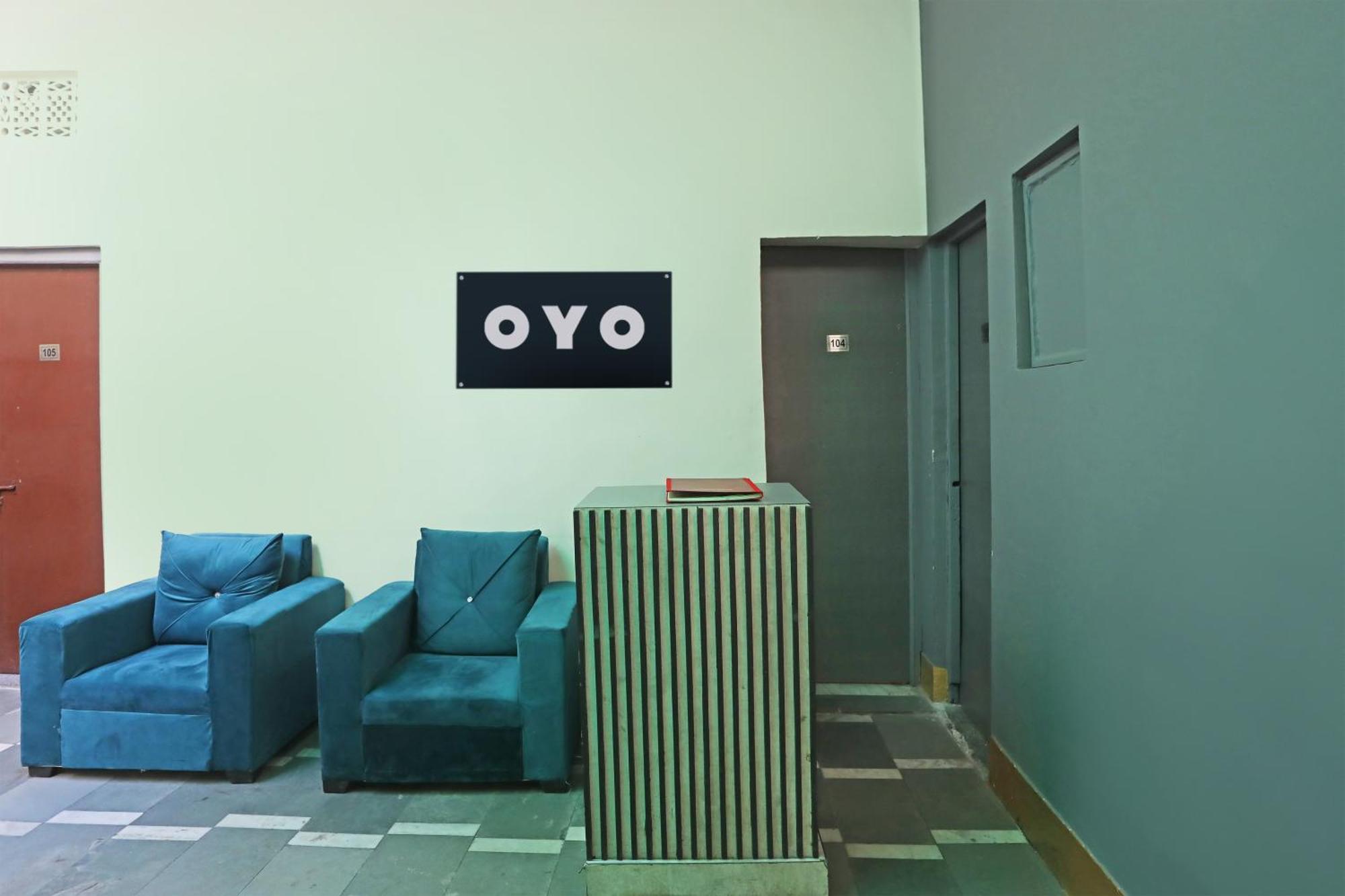 Oyo Kashish Palace นิวเดลี ภายนอก รูปภาพ